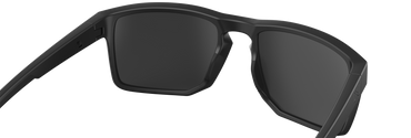 [Matte Black/CAPTIVATE™ Grey (Non-Polarized)]